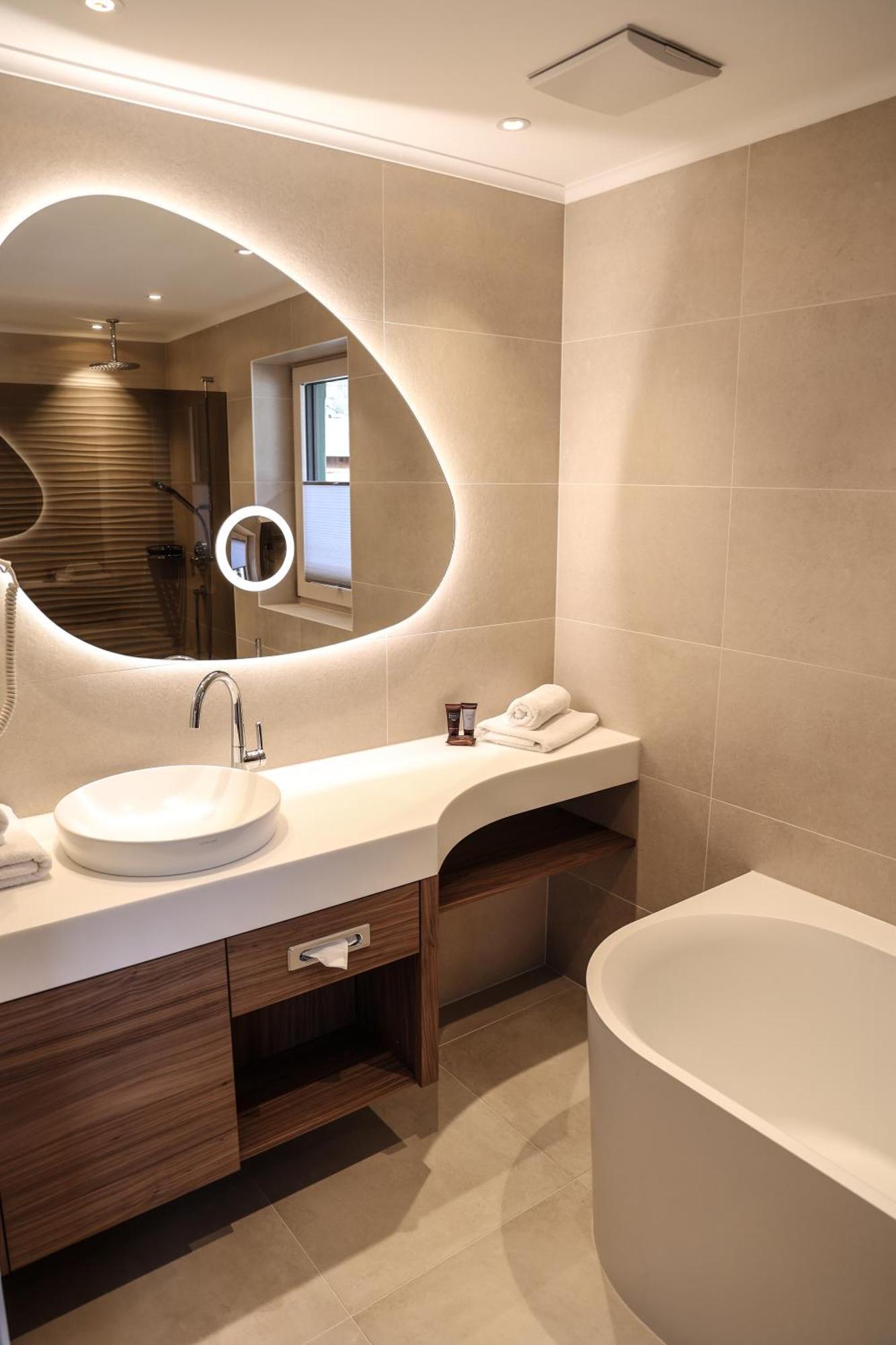 Metzgerwirt Hotel Хипах Екстериор снимка