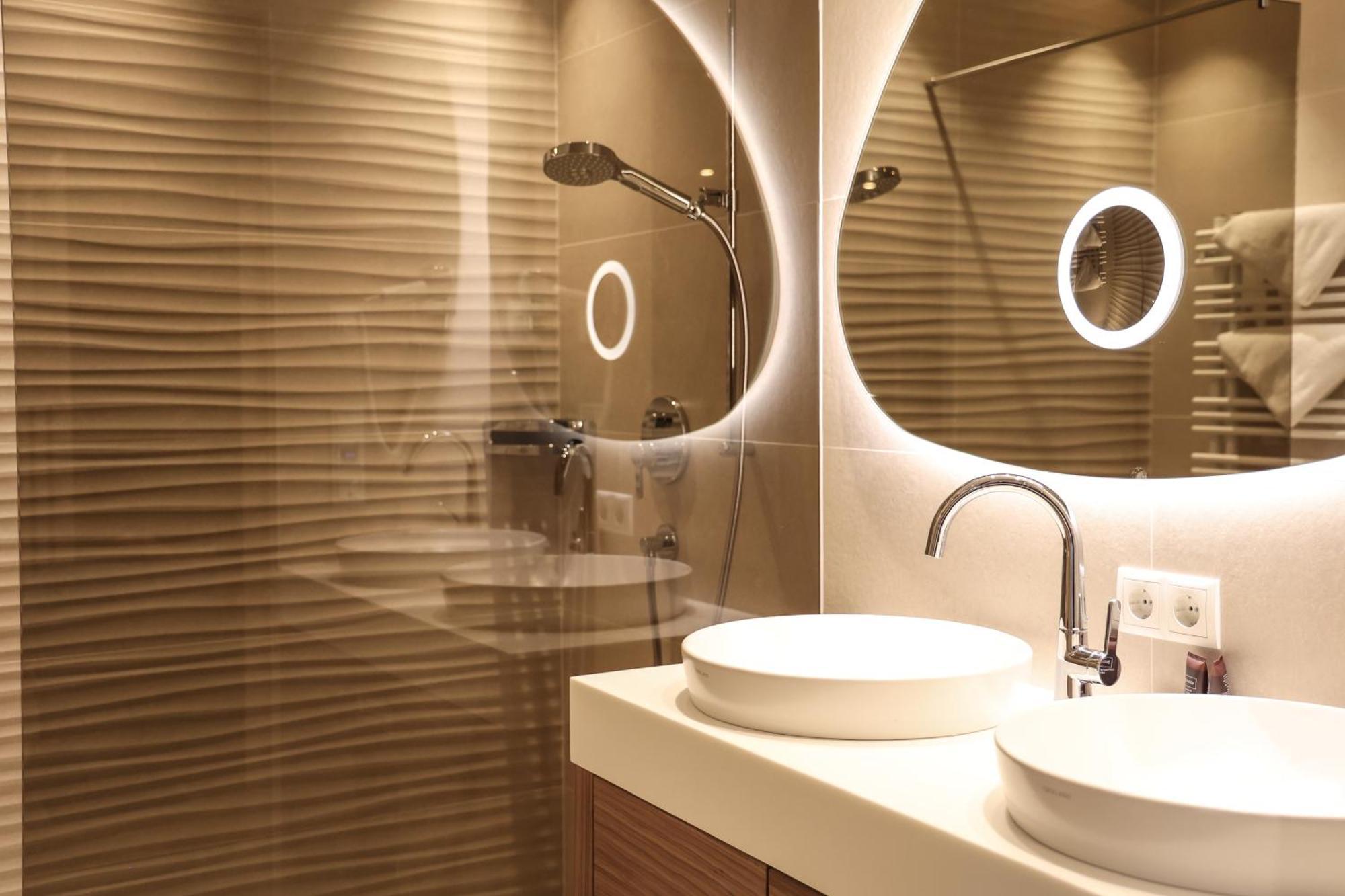 Metzgerwirt Hotel Хипах Екстериор снимка