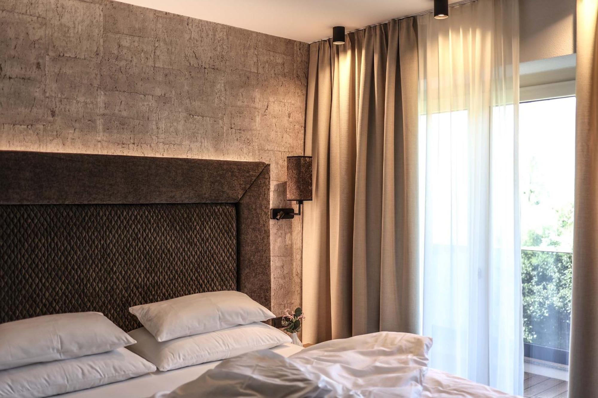 Metzgerwirt Hotel Хипах Екстериор снимка