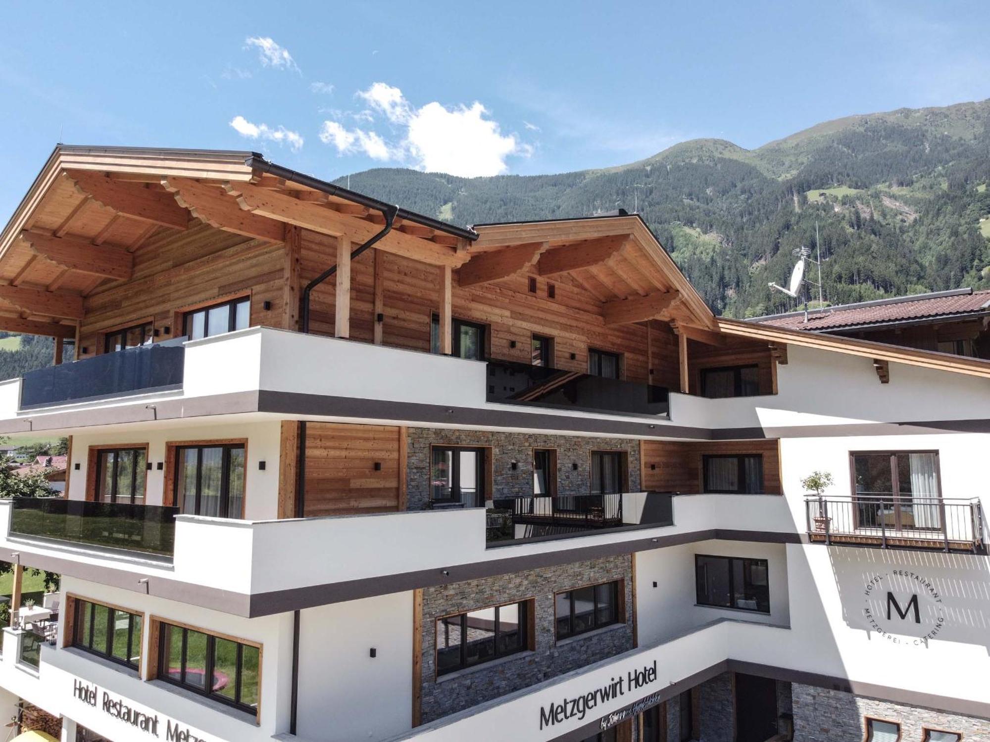 Metzgerwirt Hotel Хипах Екстериор снимка
