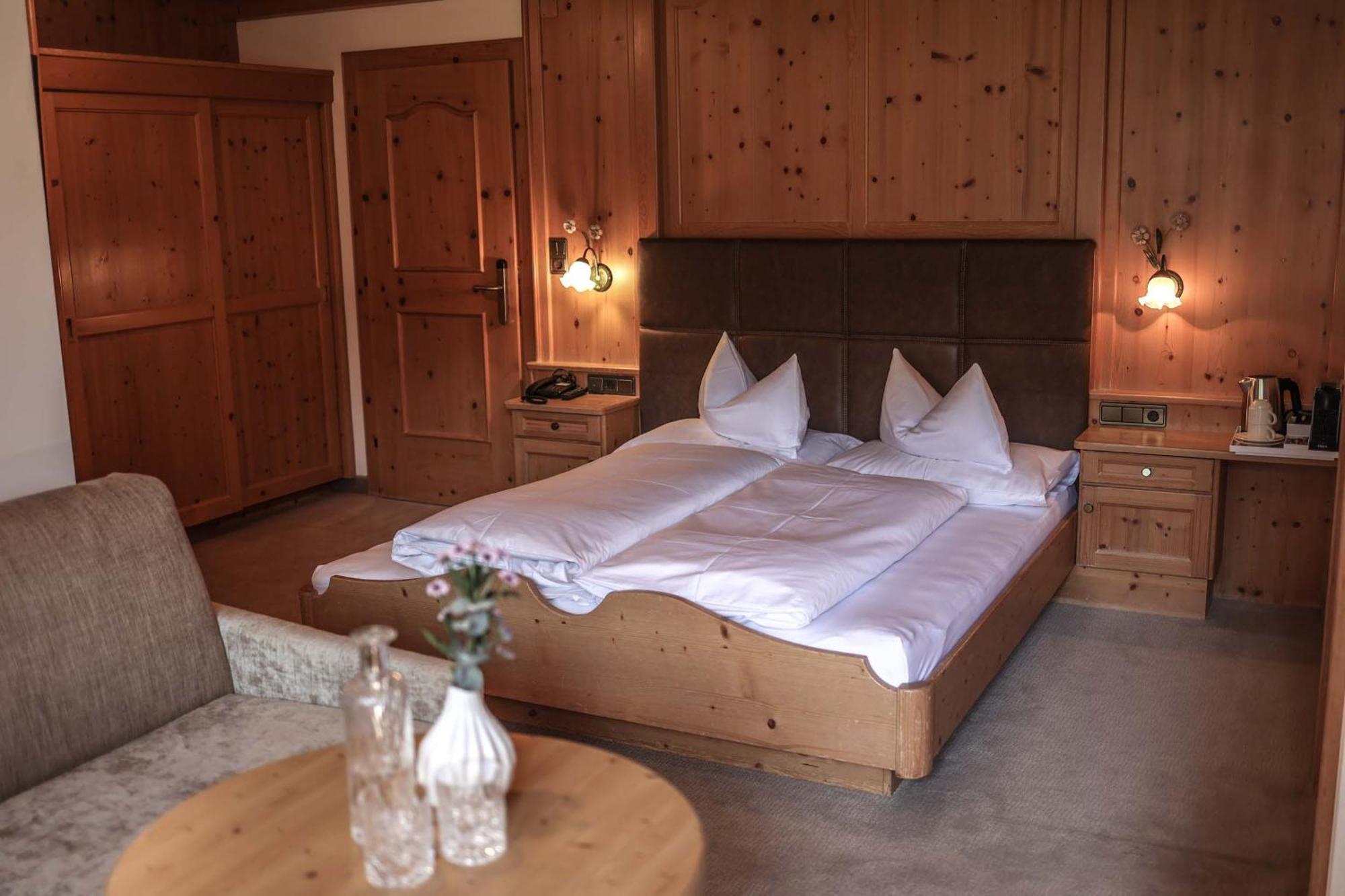 Metzgerwirt Hotel Хипах Екстериор снимка